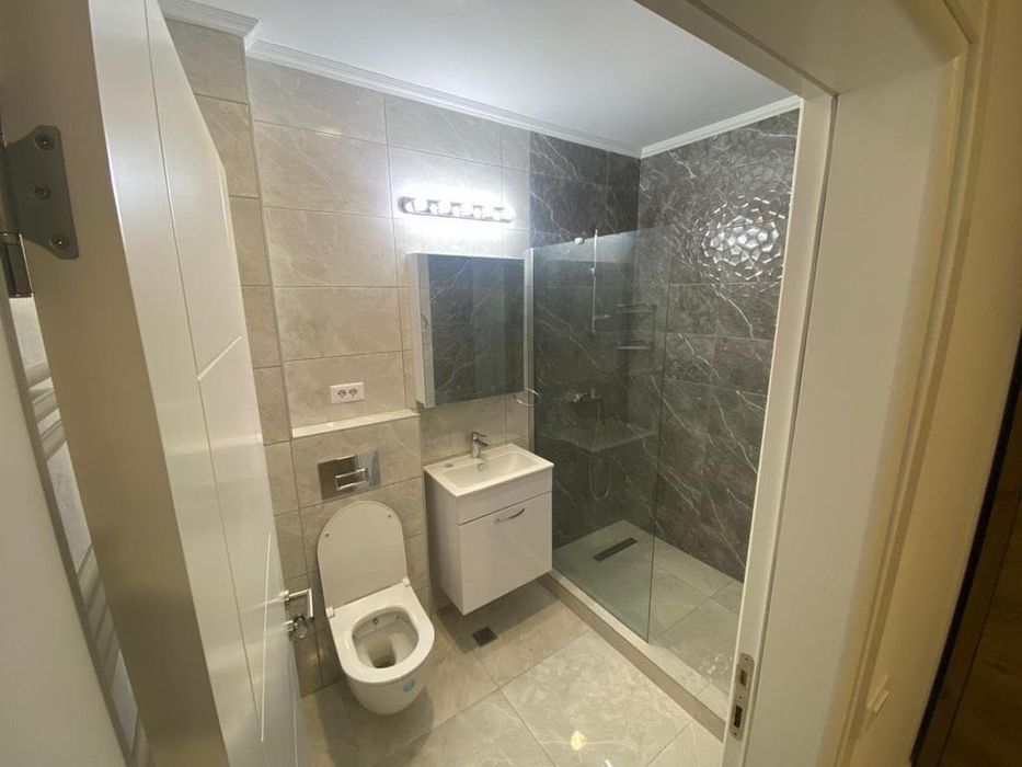 Apartament 3 camere de închiriat Energia Resedince 700 €