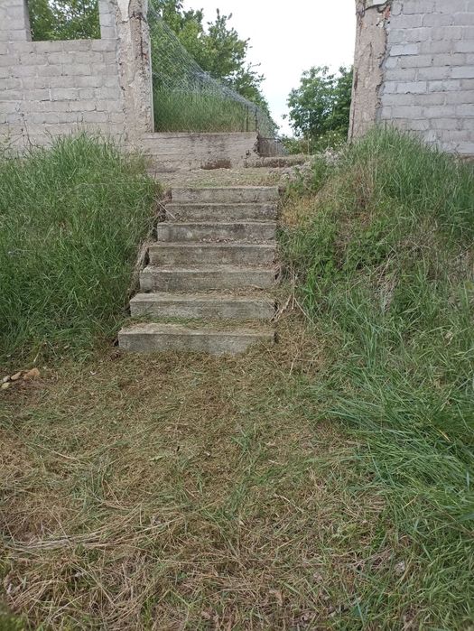 Vând Teren . Schimb