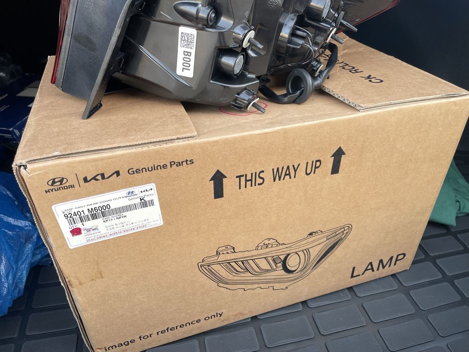 Левая задняя фара на kia cerato