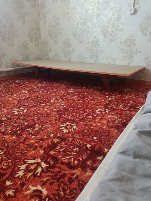 Жер стол сатылады 12000