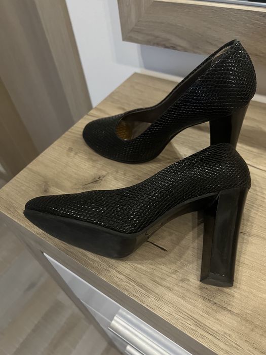 Дамски обувки