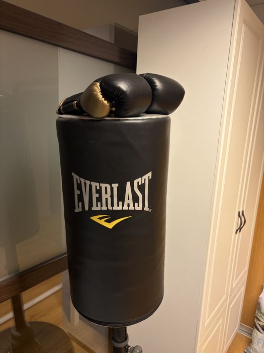 Sac box Everlast (podea) + manusi  box  Everlast