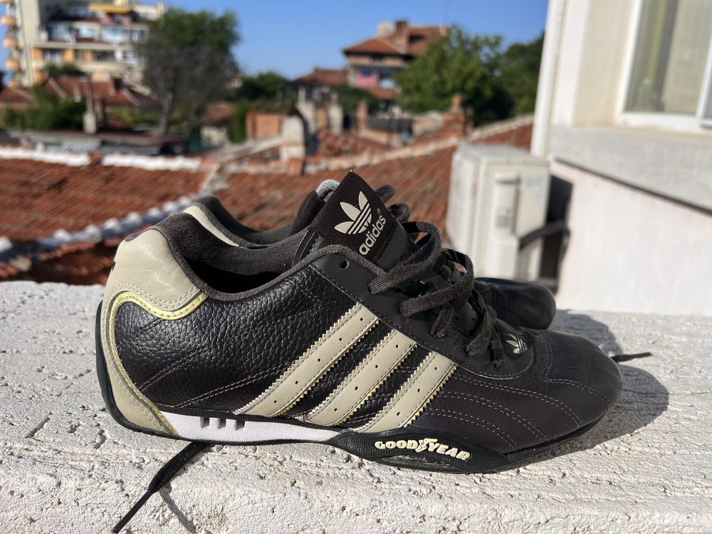 Adidas Goodyear 40 2/3