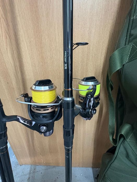 Lansete cu mulinete crap