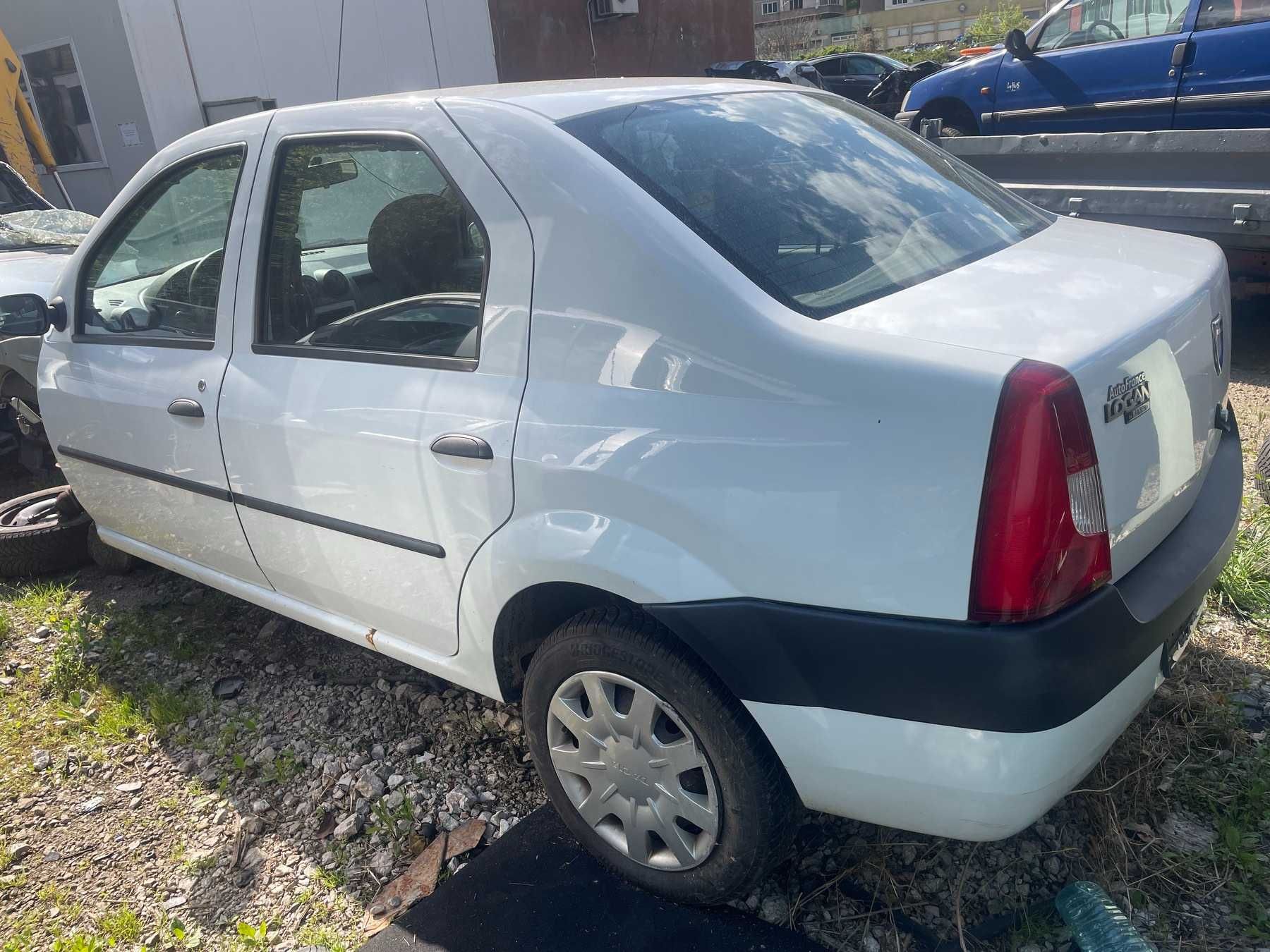 Dacia Logan 1.4 MPI / Дачиа Логан 1.4 бензин 2009 година на части