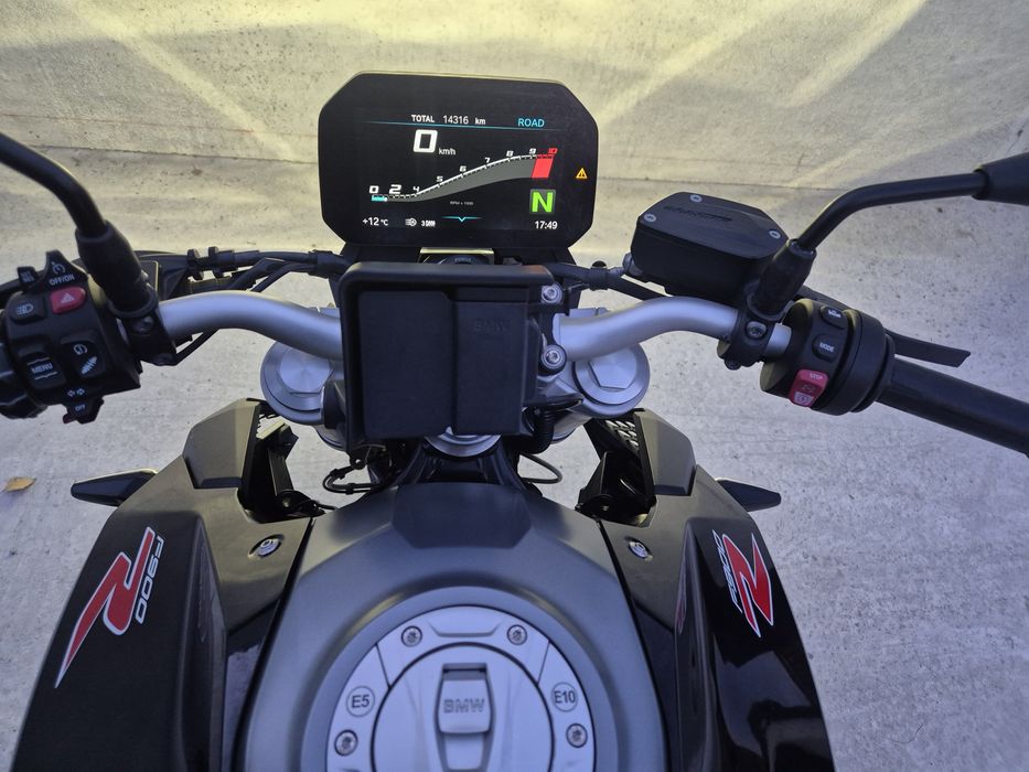 BMW F900R 2022 14.316km usor avariata