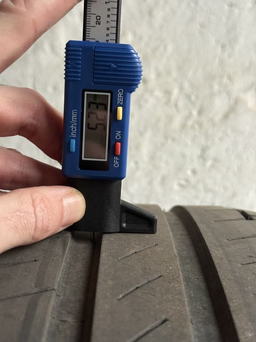 Continental vara 255 50 20