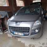 3008 Hybrid 2013 Avariat