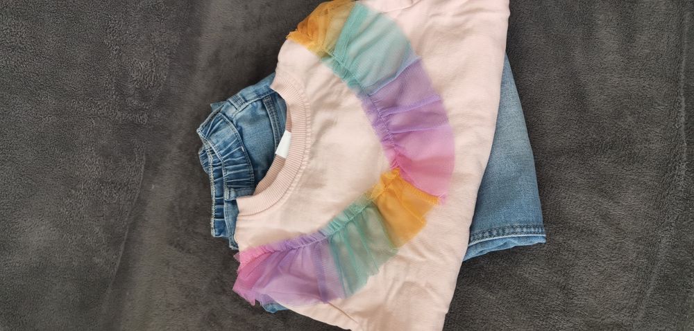 Blugi și bluza pentru fete