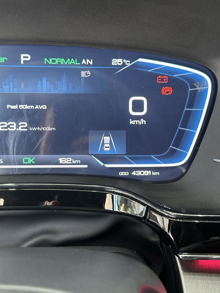 Byd Tang 2 ta motor 4.4 sek