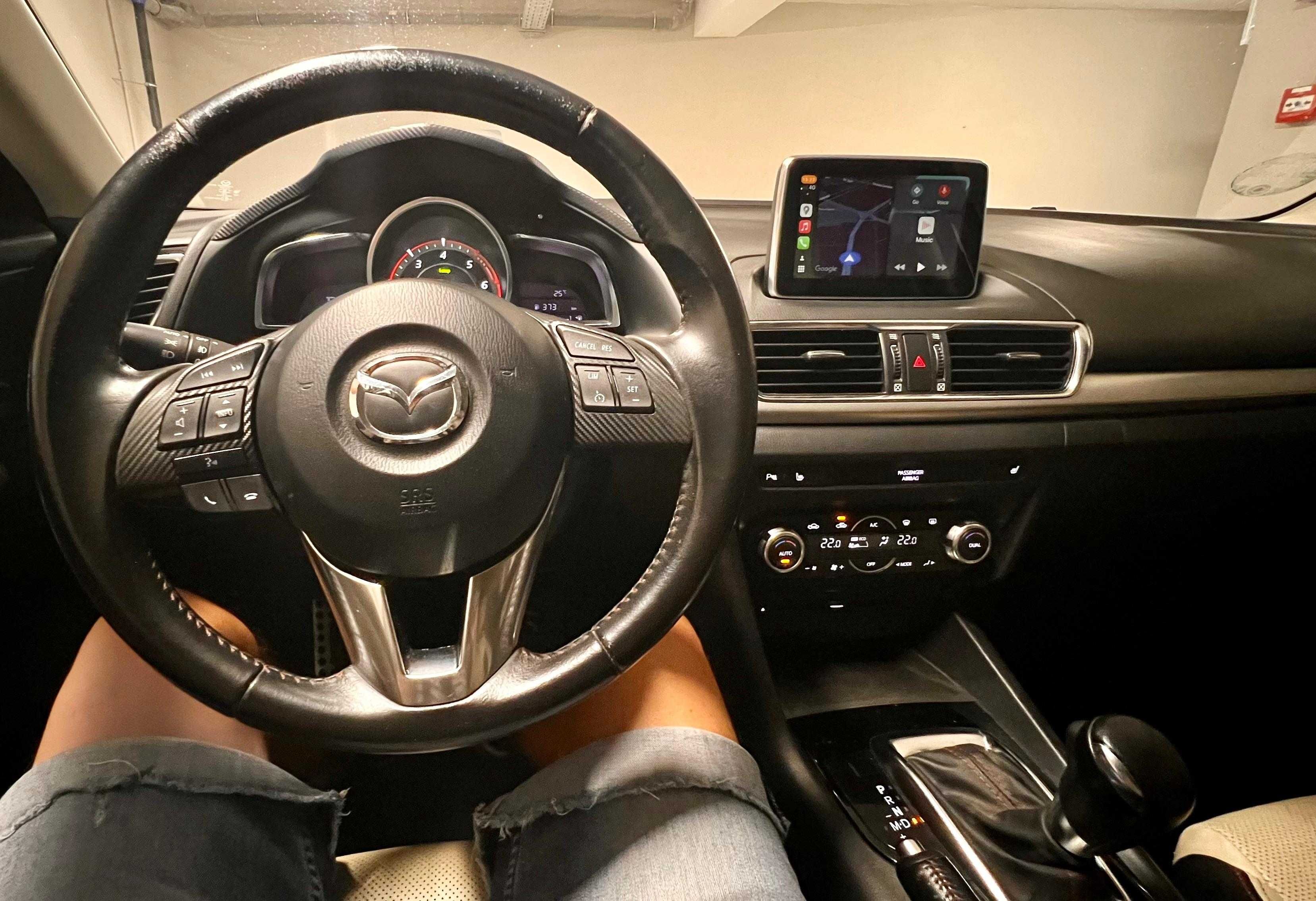 Mazda 3 SKYACTIV-D cutie automata diesel 150CP echipare Sports-Line