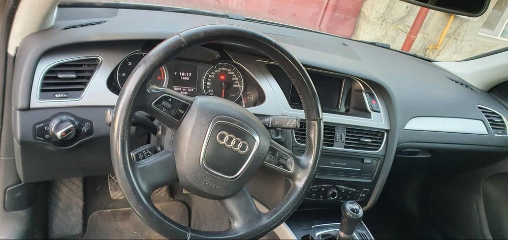 Vand audi A4 B8 V6 2.7 Panoramic