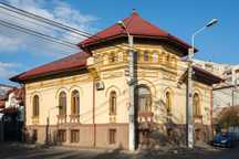 Proprietar oportunitatea  de a cumpara o vila zona hala traian Unirii