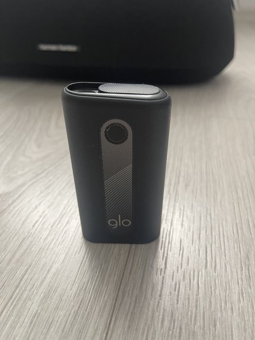 Glo negru primul model