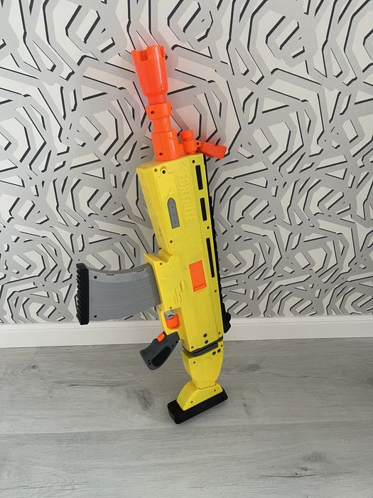 Продам автомат Fortnite