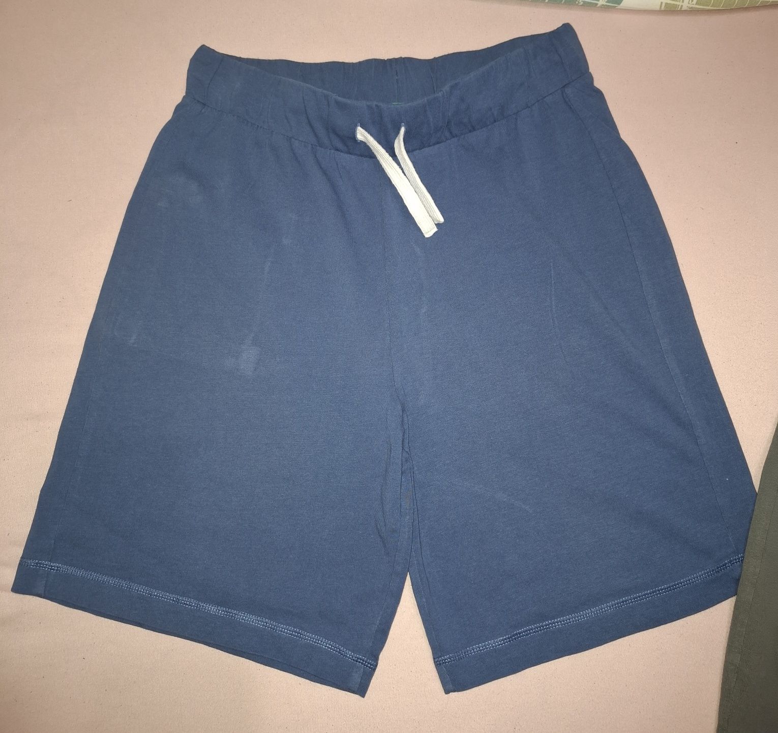 Benetton бермуди 168см.