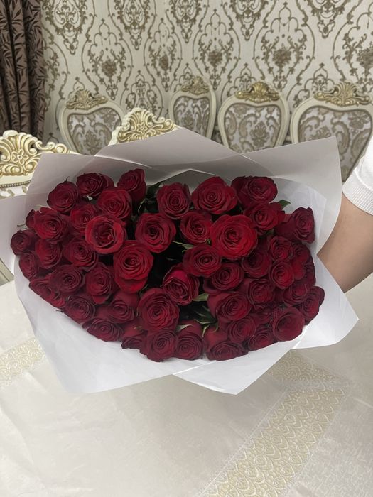 51 красный роза.