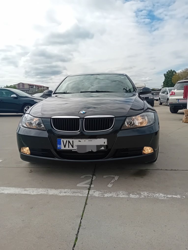 Vând BMW 320 E90 Diesel