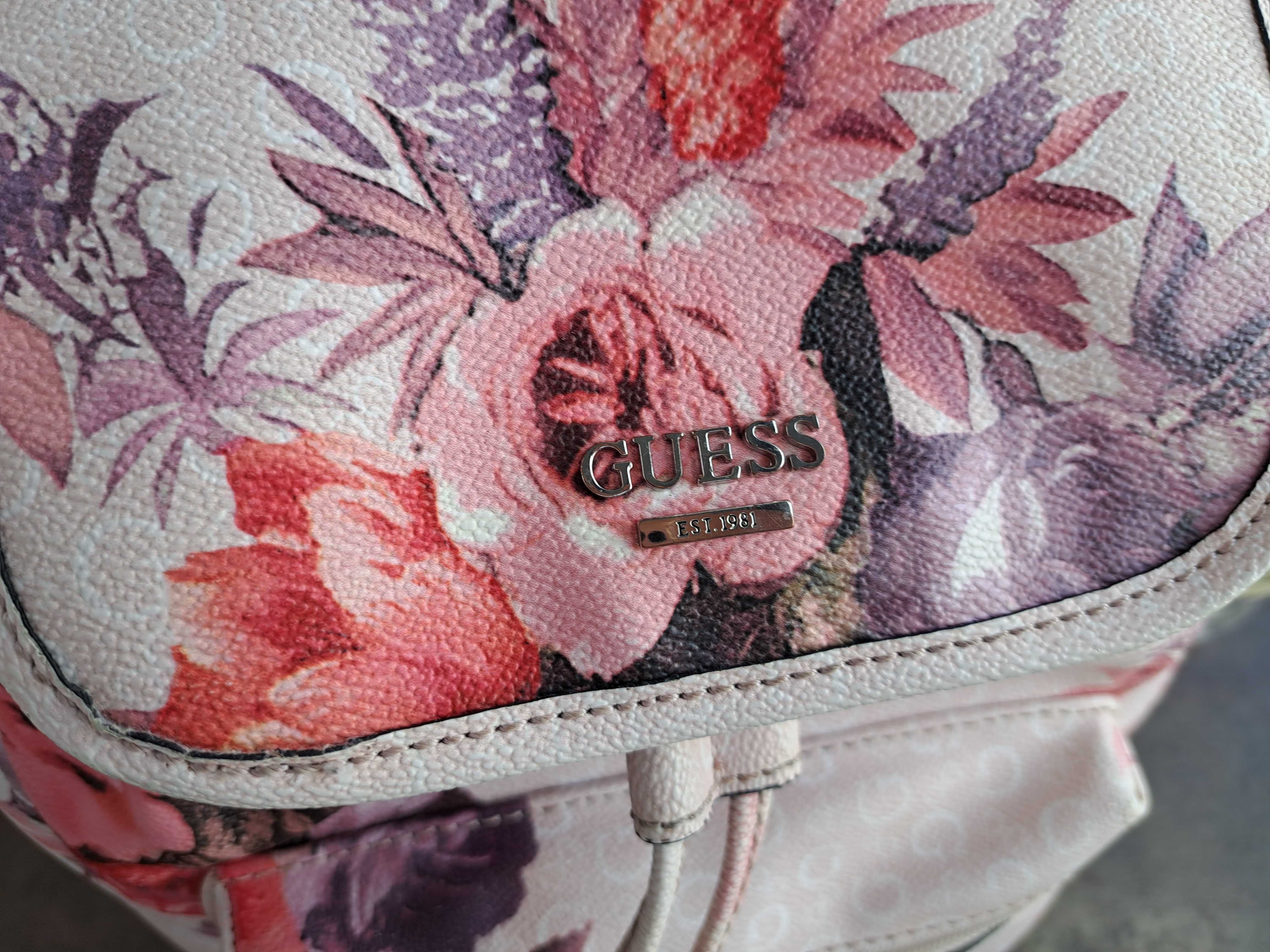 дамска раница Guess розова чанта,гес