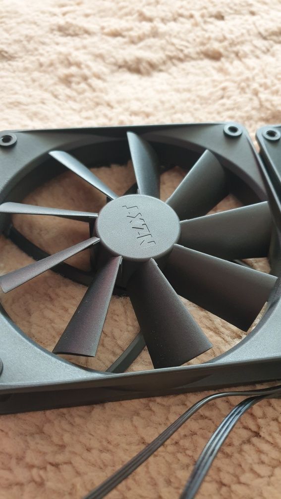 4x NZXT fan carcasa ventilator de 120mm ca si noi