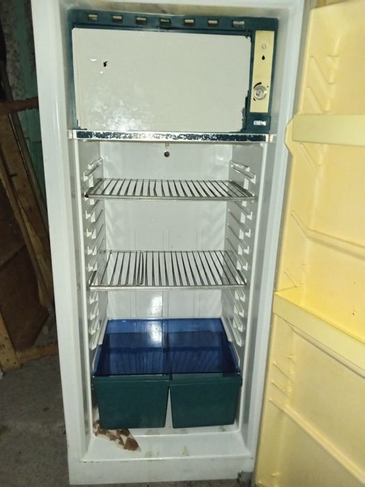 Продаётся холодильник