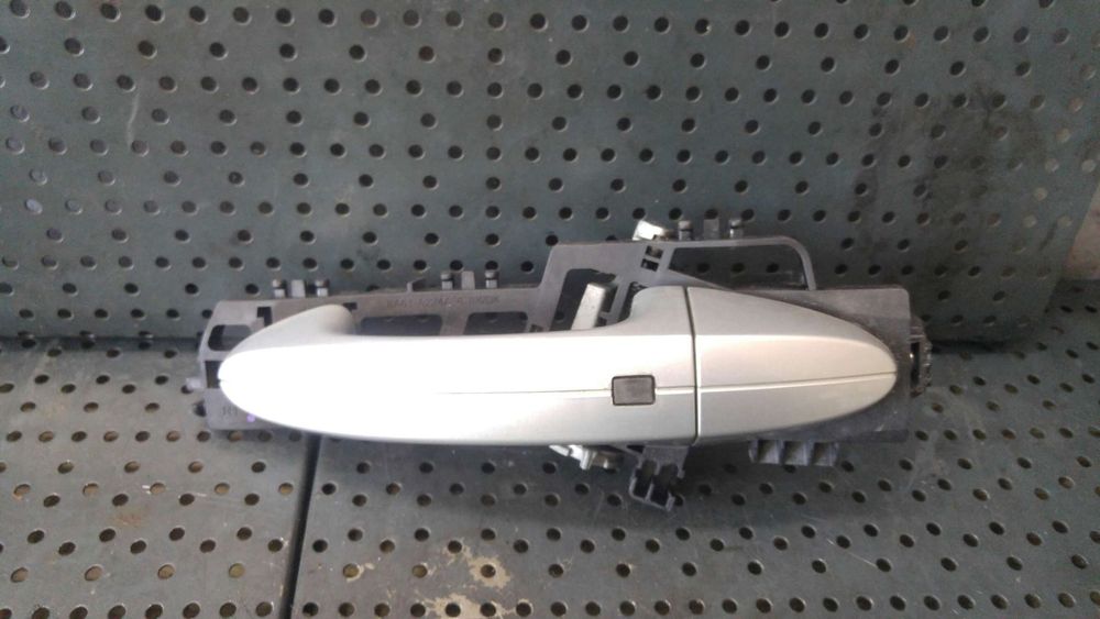 Maner usa dreapta fata ford fiesta 6 cb1 ccn 8a61a224a36