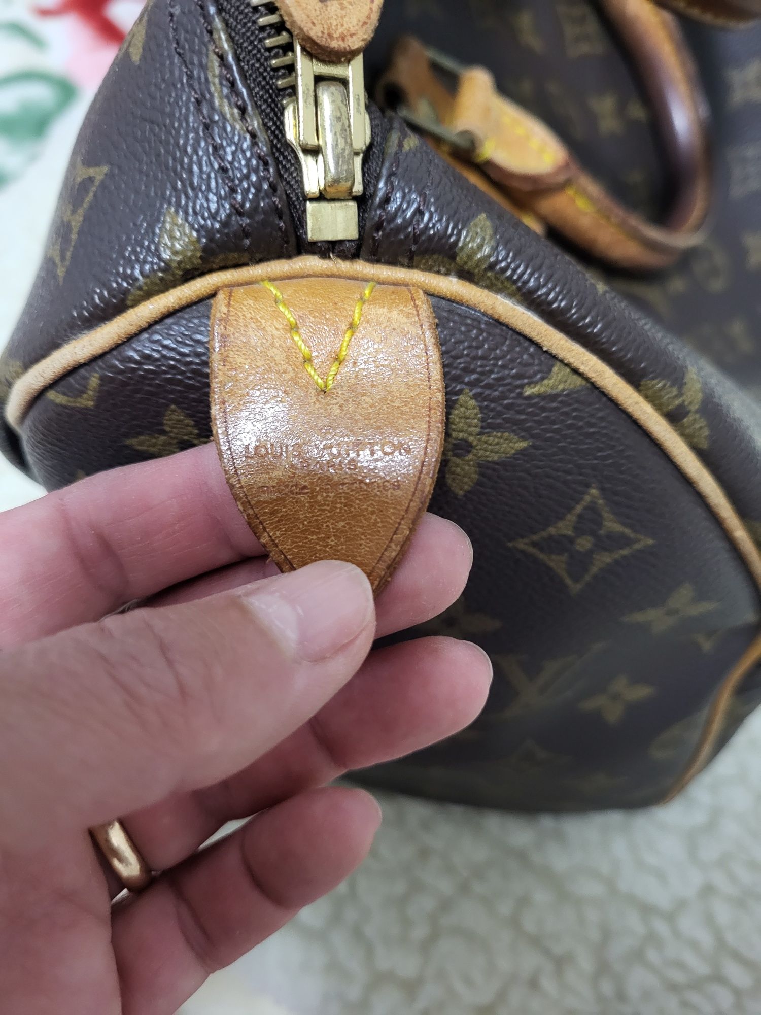 Geanta speedy louis vuitton