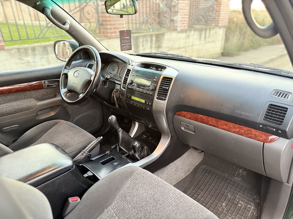 Toyota Land Cruiser J120 - Recent adusa