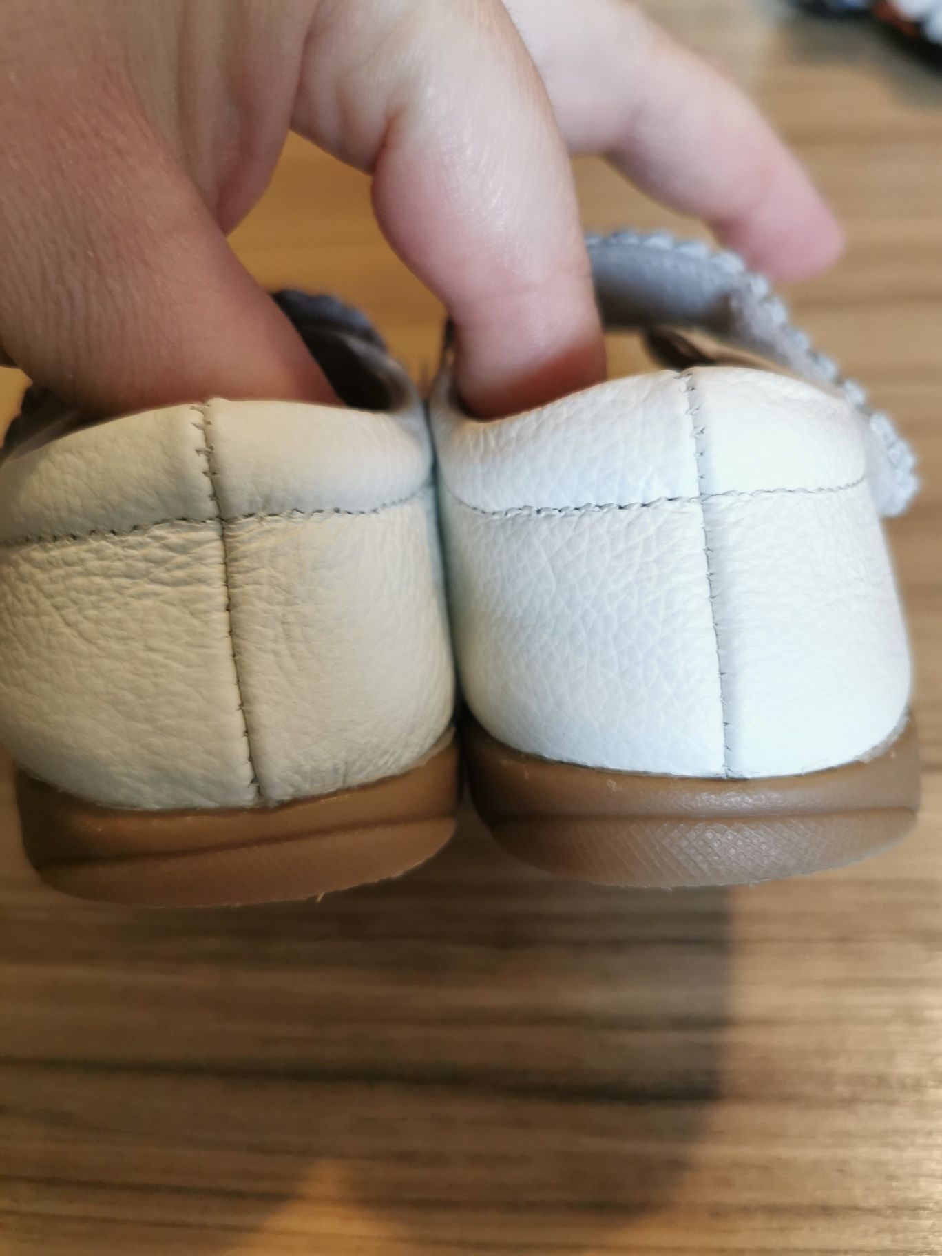 Sandale piele masura 25(13,5 cm)