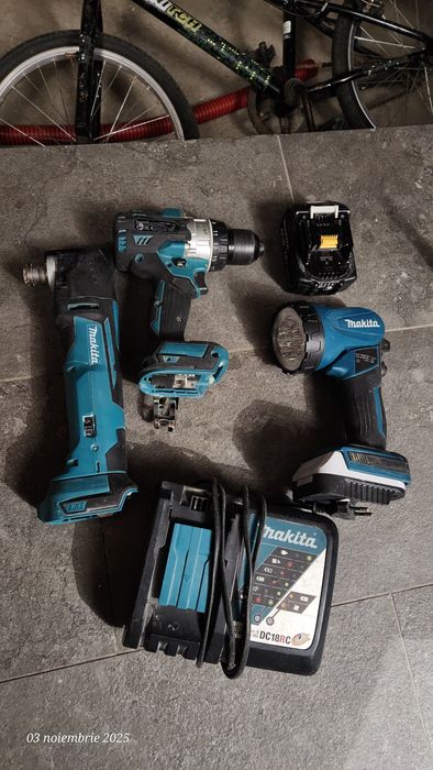 Filetanta+incarcator+lanterna+acumulator
-Filetanta are aproximativ 2