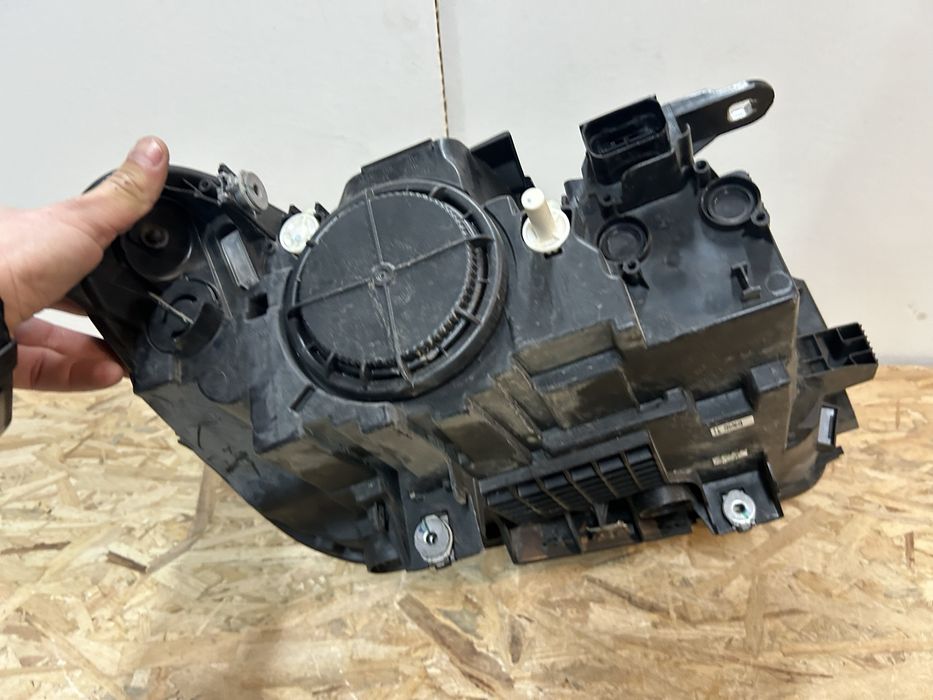 Far faruri bmw X2 F39 led halogen stanga