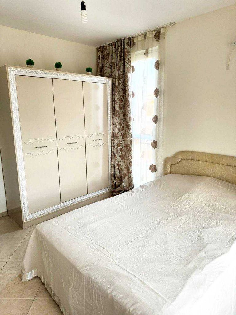 Продава се Тристаен апартамент в к.к. Слънчев бряг - 69 кв.м за 1116 €/кв.м - Снимка #1