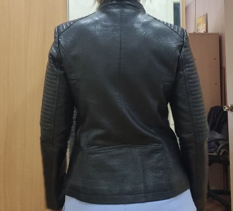 Куртка женская раз 48