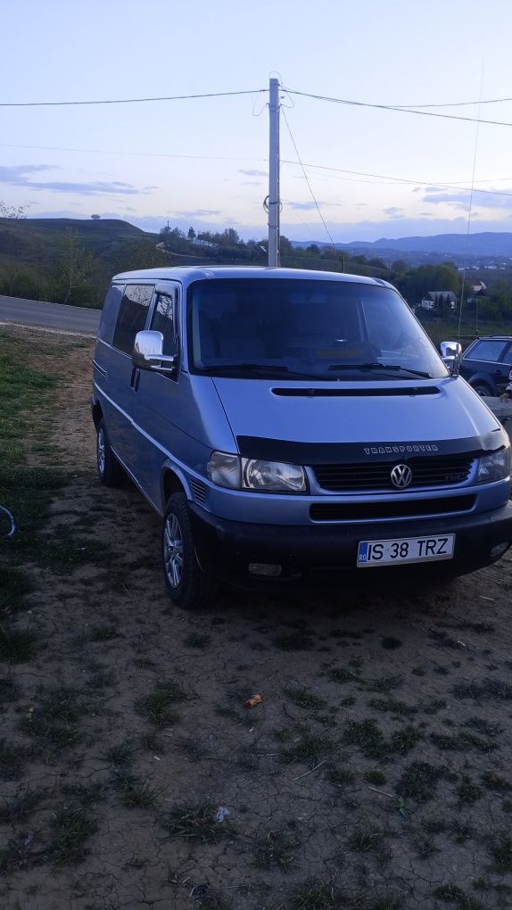 Volkswagen t4 caravele 5+1 2.5 2002