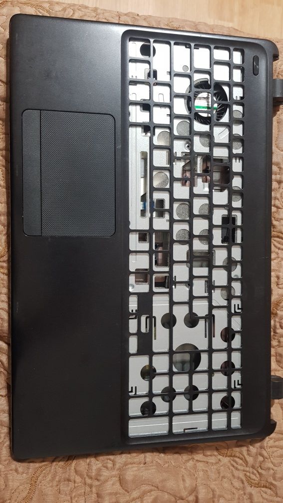 Topcase touchpad / carcasa superioara laptop Acer Aspire E1 - 510 Z5WE