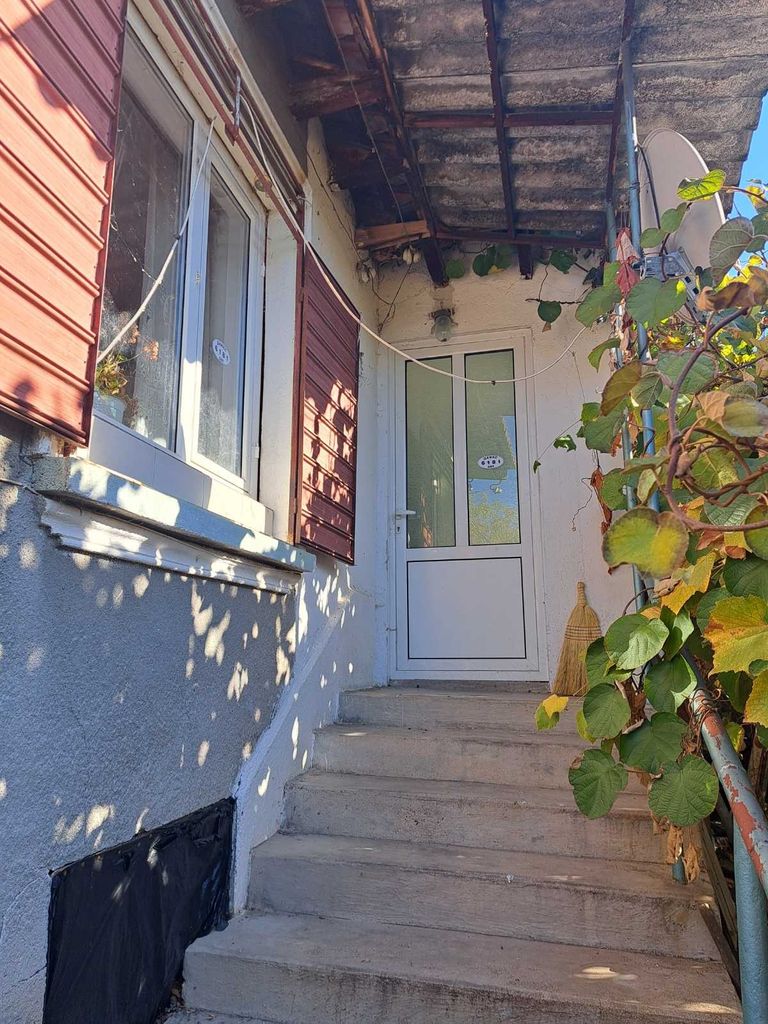 Продава се Къща в Пловдив, Коматевски възел - 65 кв.м за 385 €/кв.м - Снимка #1