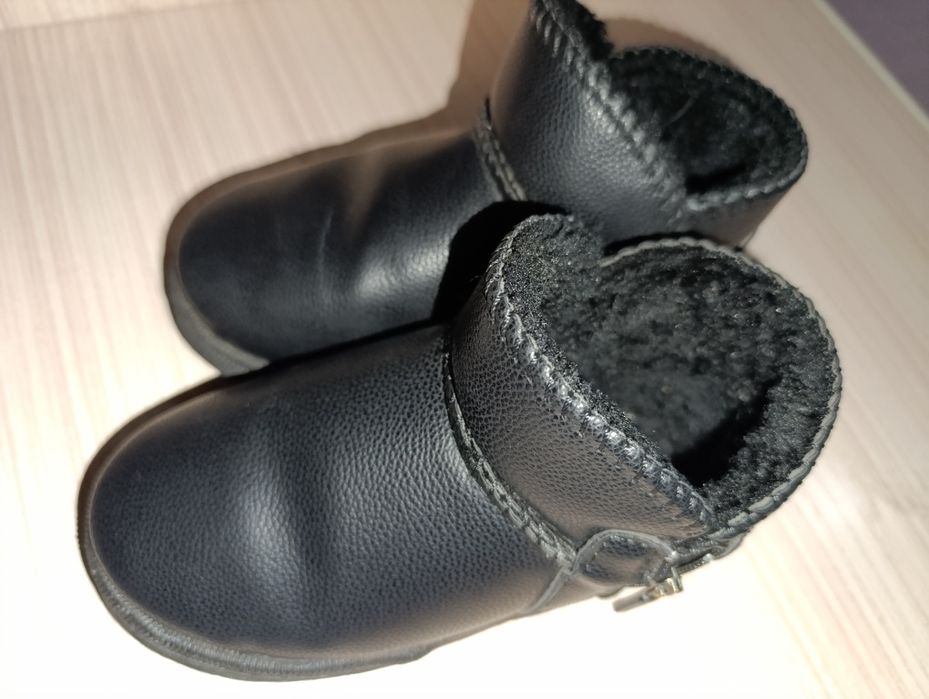 Детские теплые угги