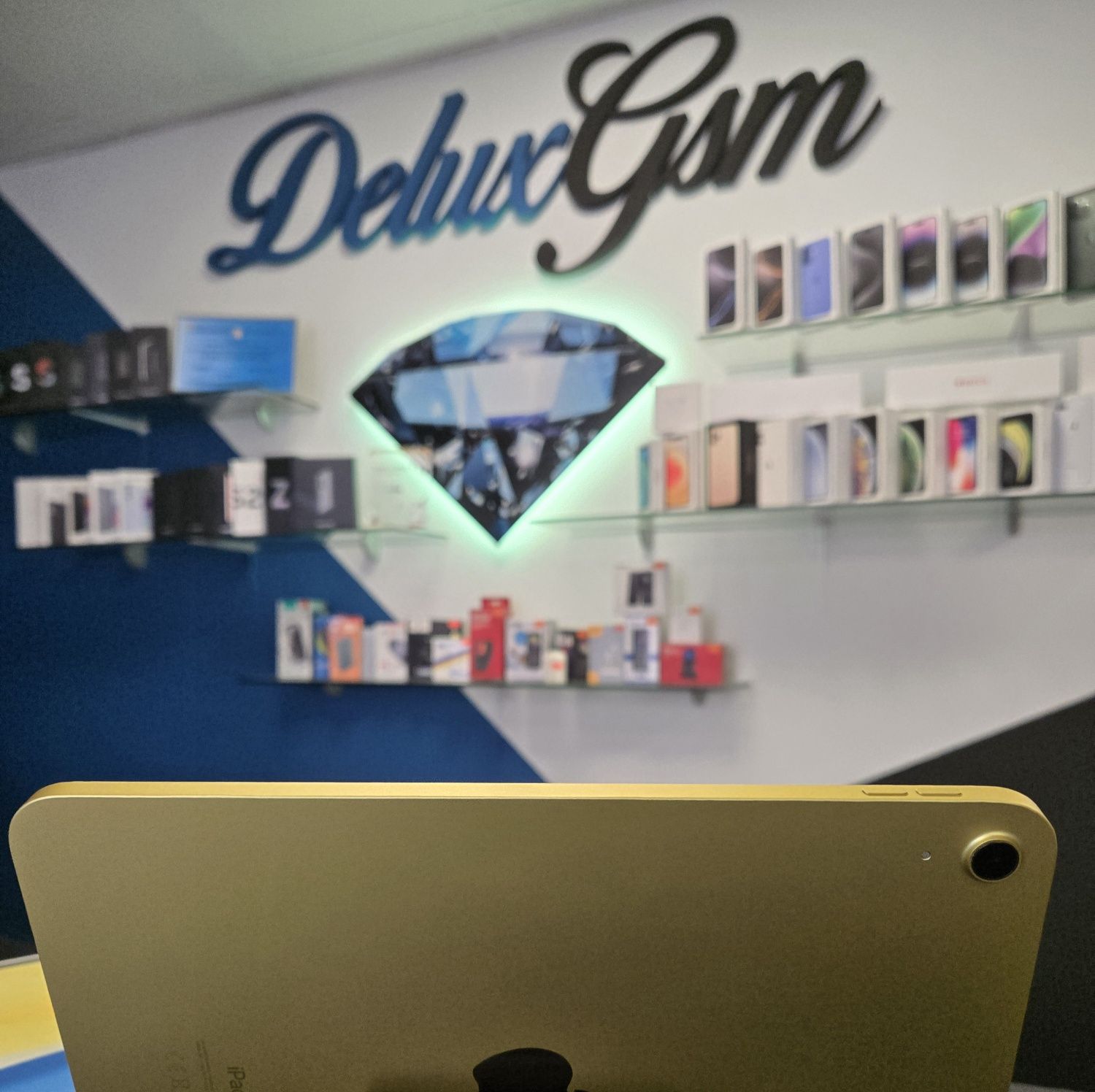 Ipad 10th / Yellow / 256 GB / DeluxGSM
