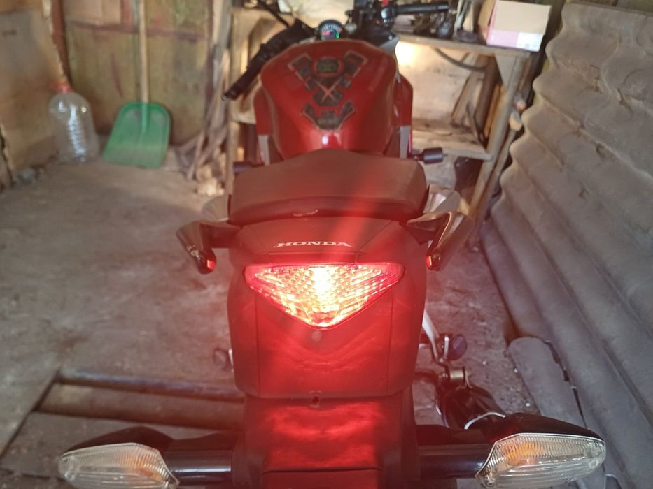 Мотор Hondra CBR 250R