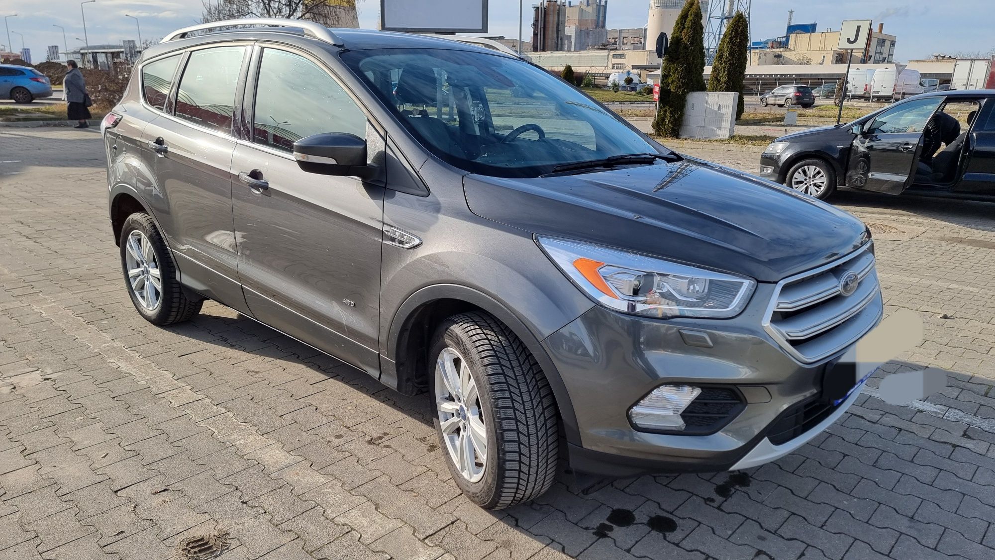 Vând Ford Kuga 2017