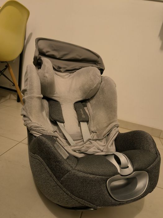 Vând Cybex Sirona T -Size plus