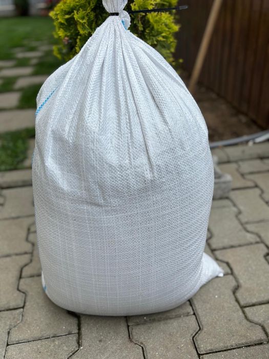 Vindem pământ negru,nisip,mărgăritar,etc…