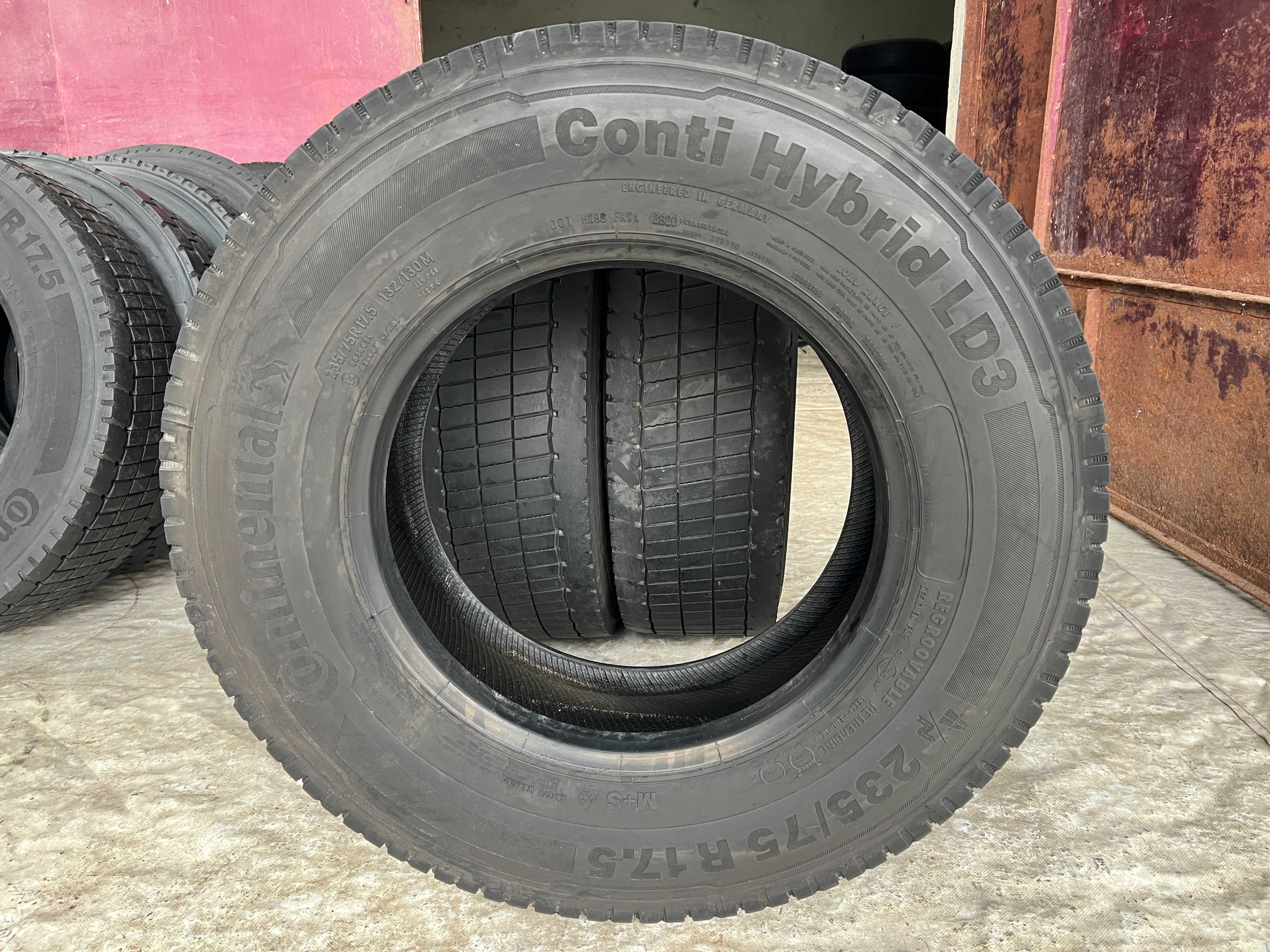 1 Тежкотоварна гума R17.5 235/75 Continental Hybrid LD3 132/130M M+S