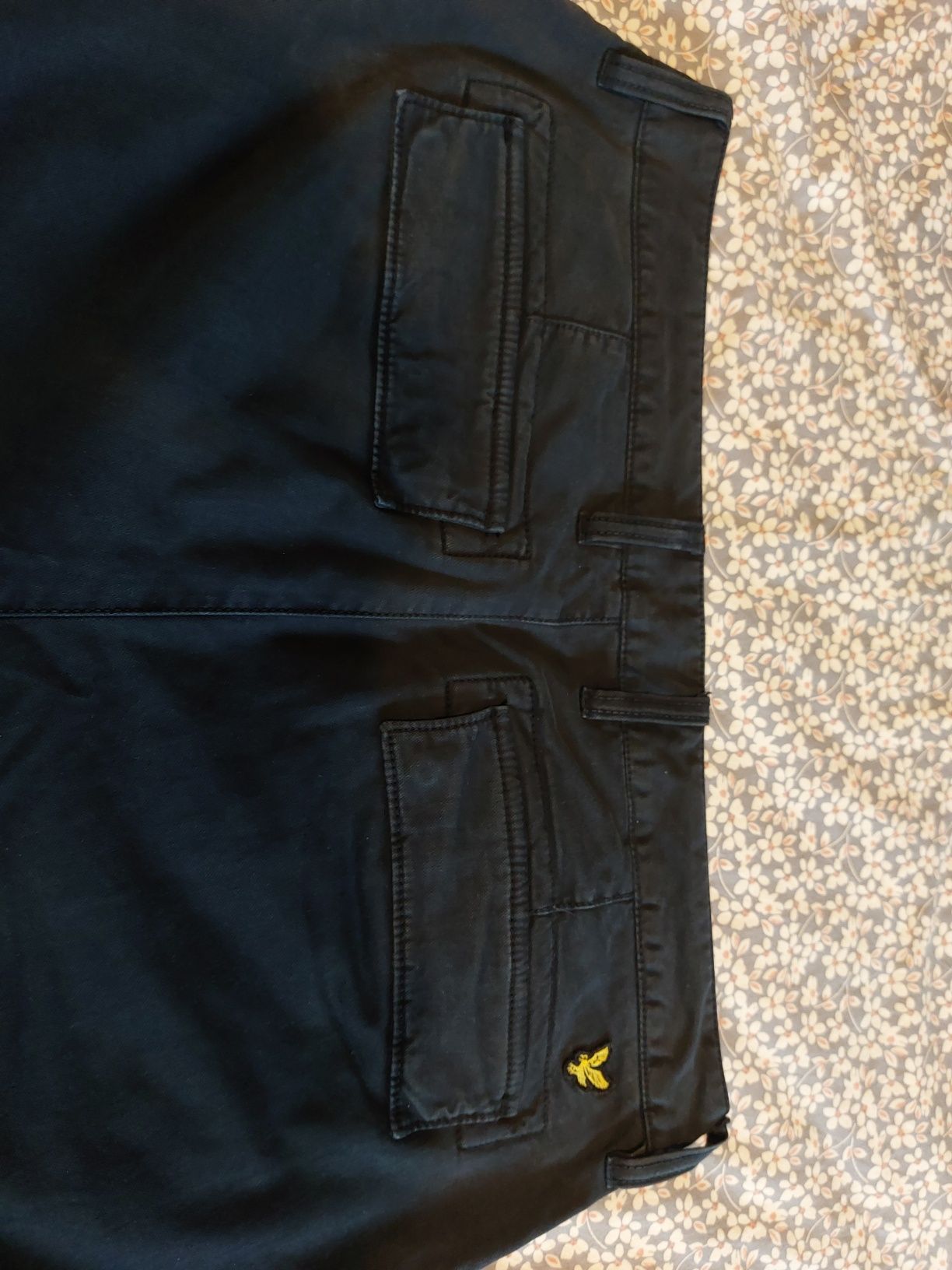 Карго панталони Lyle & Scott 32/34