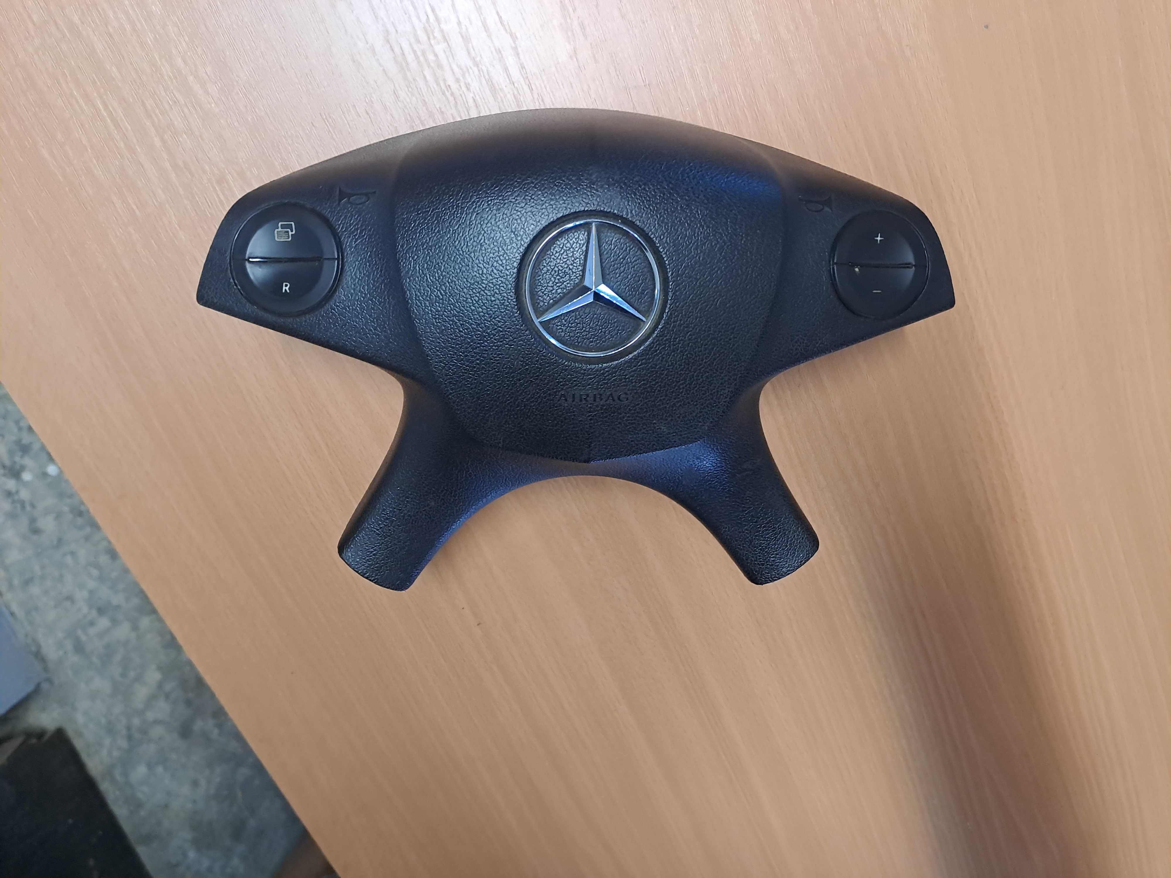 Airbag volan Mercedes C CLass W204 220 CDI cu comenzi cod 305441399162