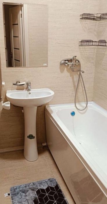 Срочно продается квартира в Алмазар сити новостройке