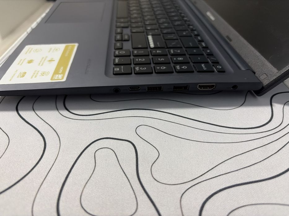 Laptop ASUS Vivobook X1052Z-15.6”, Full HD,i7,16GB RAM, 477 SSD, черен