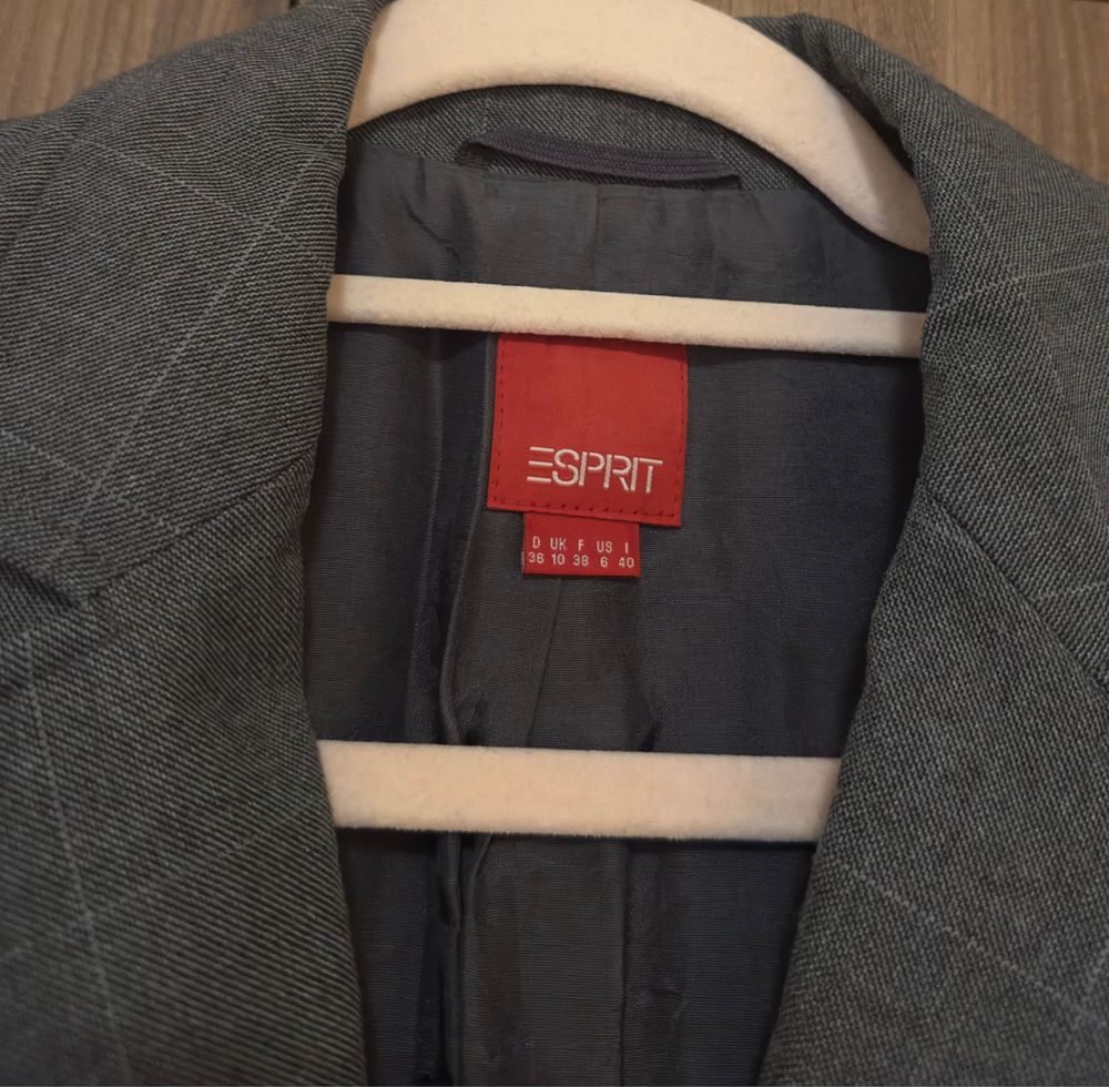 Дамско сако Esprit
