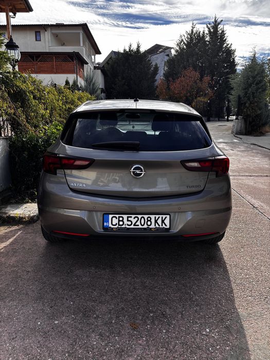 Opel Astra Turbo-1.4 бензин, автоматик, 2017г.-отлично състояние