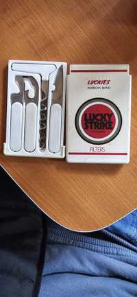 Lucky Strike Set tip Card Deschizător de doze, sticle, conservă și cut